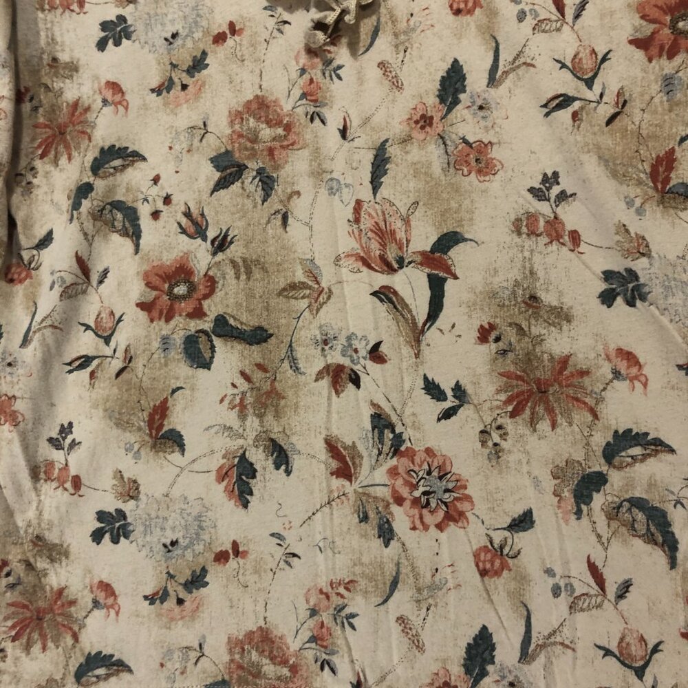 Lauren Jeans Co. Floral Ruffle Neckline 3/4 Sleeve Blouse Top - Picture 4 of 8